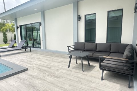 Villa in Pattaya, Thailand 4 bedrooms № 161039 - photo 8