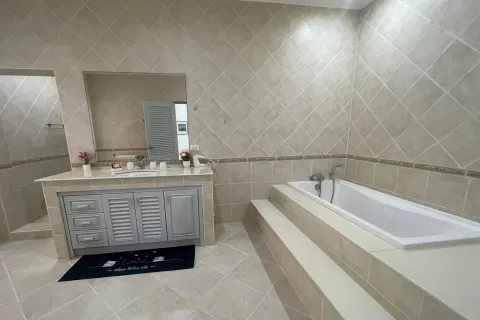 Villa in Pattaya, Thailand 12 bedrooms № 161040 - photo 30