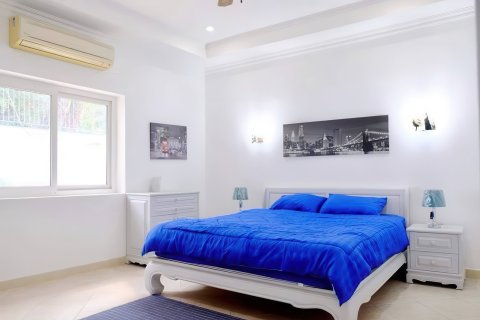 Villa in Pattaya, Thailand 12 bedrooms № 161040 - photo 12