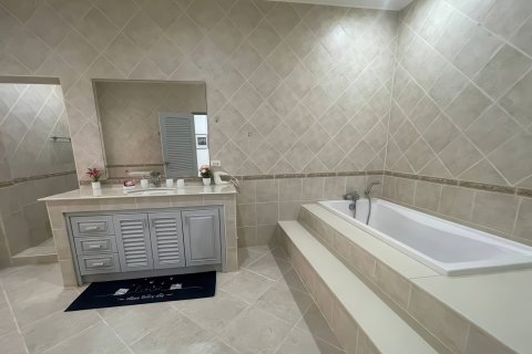 Villa in Pattaya, Thailand 12 bedrooms № 161040 - photo 15
