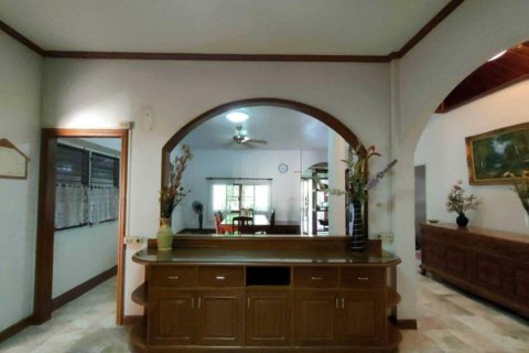 Villa in Kathu, Thailand 3 bedrooms № 159705 - photo 3