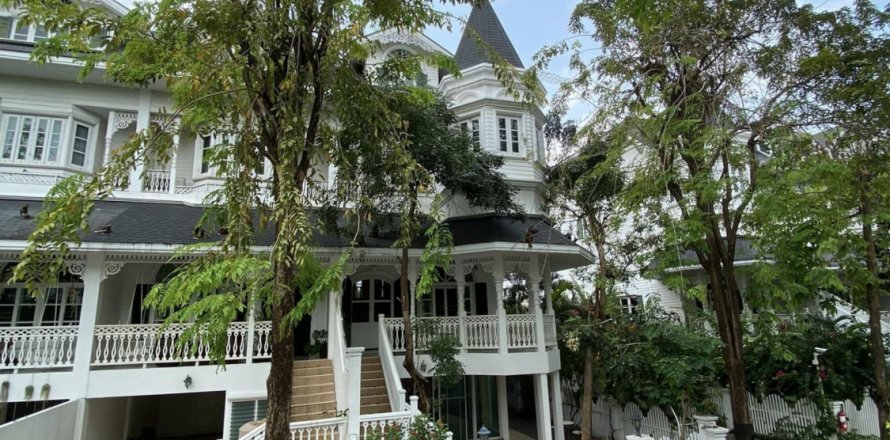 Таунхаус в Бангкоке, Таиланд с 4 спальнями  № 143123