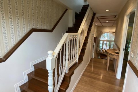 Таунхаус в Бангкоке, Таиланд с 4 спальнями  № 143123 - фото 10