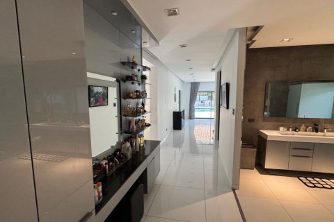 Дом в Паттайе, Таиланд с 6 спальнями  № 171841 - фото 10