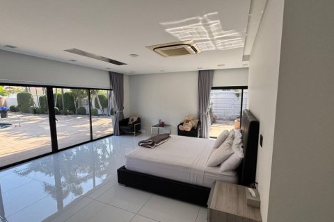 Дом в Паттайе, Таиланд с 6 спальнями  № 171841 - фото 12