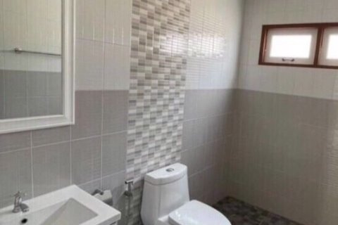 House in Pattaya, Thailand 4 bedrooms № 171837 - photo 5
