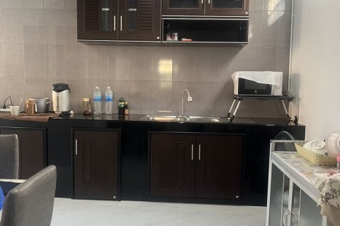 House in Pattaya, Thailand 4 bedrooms № 171837 - photo 6