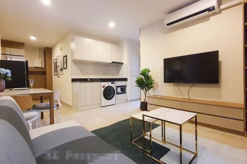 Кондоминиум с 1 спальней в Пхракханонге, Бангкок, Таиланд № 143398 - фото 4