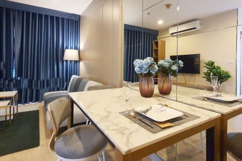 Кондоминиум с 1 спальней в Пхракханонге, Бангкок, Таиланд № 143398 - фото 1