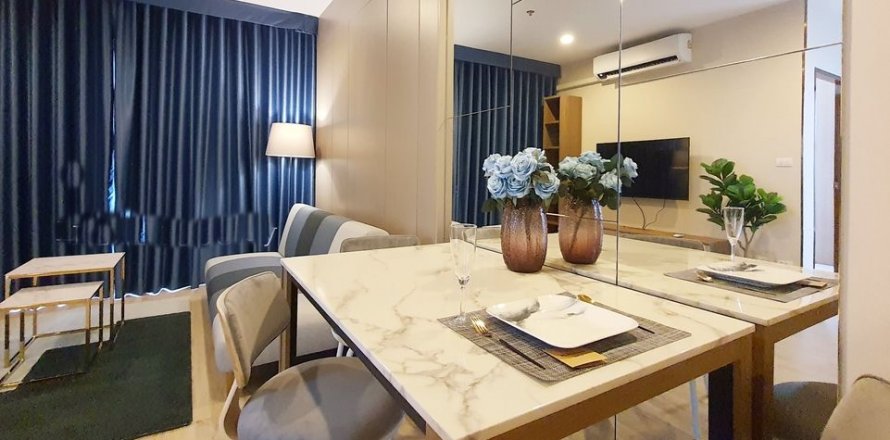 Кондоминиум с 1 спальней в Пхракханонге, Бангкок, Таиланд № 143398