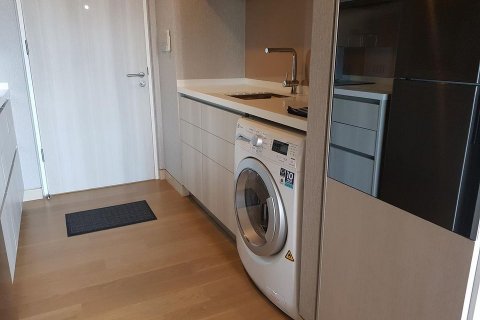 Condo à Bangkok, Thaïlande, 2 chambres  № 143396 - photo 11