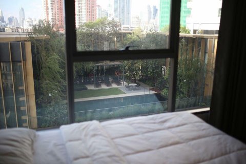 Condo à Bangkok, Thaïlande, 2 chambres  № 143396 - photo 7
