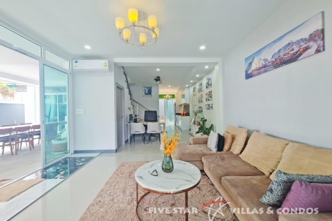 Haus in Pattaya, Thailand 6 Schlafzimmer № 223090 - Foto 4