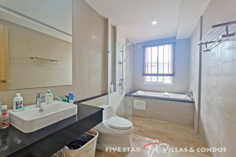 Haus in Pattaya, Thailand 6 Schlafzimmer № 223090 - Foto 20