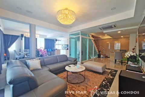 Haus in Pattaya, Thailand 6 Schlafzimmer № 223090 - Foto 8
