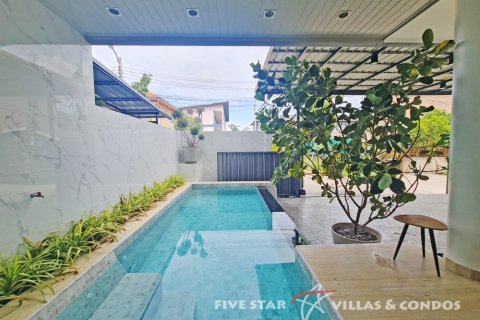 Haus in Pattaya, Thailand 6 Schlafzimmer № 223090