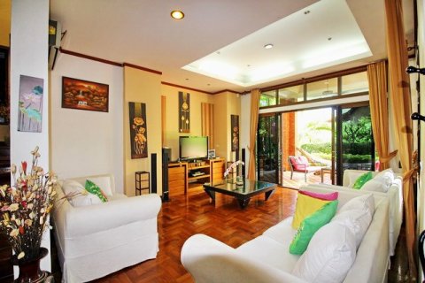 Haus in Pattaya, Thailand 6 Schlafzimmer № 223094 - Foto 3