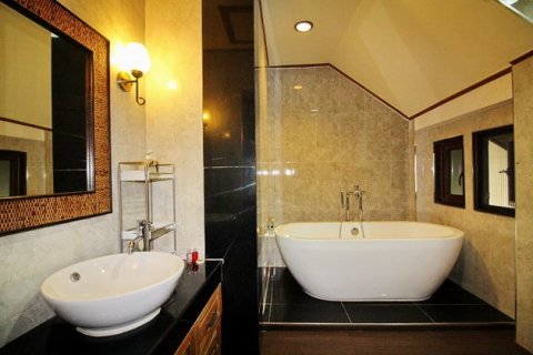 Haus in Pattaya, Thailand 6 Schlafzimmer № 223094 - Foto 9