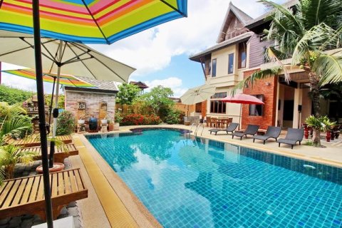 Haus in Pattaya, Thailand 6 Schlafzimmer № 223094