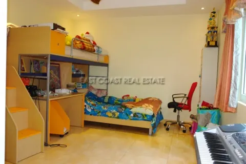 Haus in Pattaya, Thailand 5 Schlafzimmer № 213962 - Foto 11