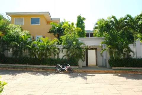 Haus in Pattaya, Thailand 5 Schlafzimmer № 213962 - Foto 25