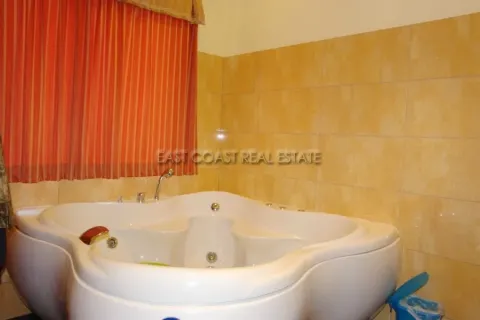 Haus in Pattaya, Thailand 5 Schlafzimmer № 213962 - Foto 8