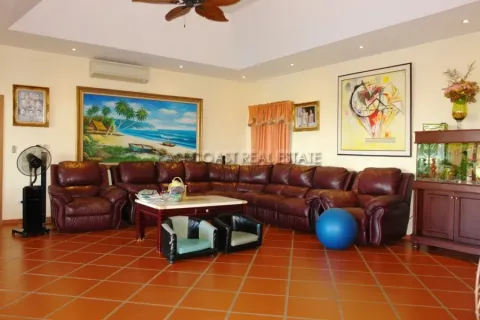 Haus in Pattaya, Thailand 5 Schlafzimmer № 213962 - Foto 17