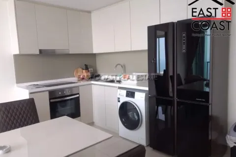 Condominio de 2 dormitorios en Pattaya, Tailandia № 213957 - foto 7