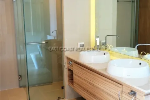 Condominio de 2 dormitorios en Pattaya, Tailandia № 213957 - foto 13