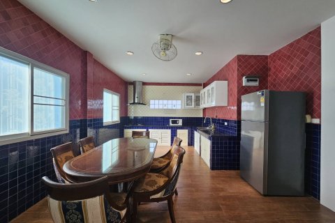 Maison à Pattaya, Thaïlande 4 chambres № 158740 - photo 13