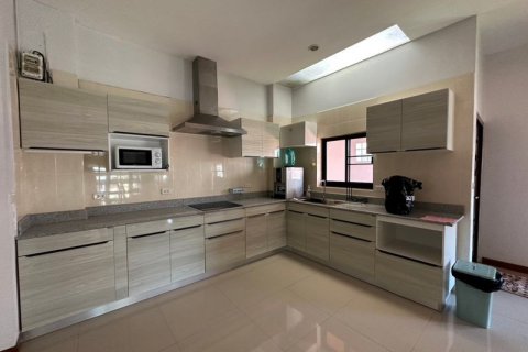 Дом в Паттайе, Таиланд с 3 спальнями  № 158739 - фото 10