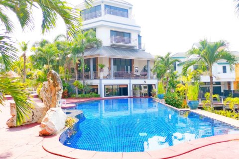 Дом в Паттайе, Таиланд с 3 спальнями  № 158739 - фото 22