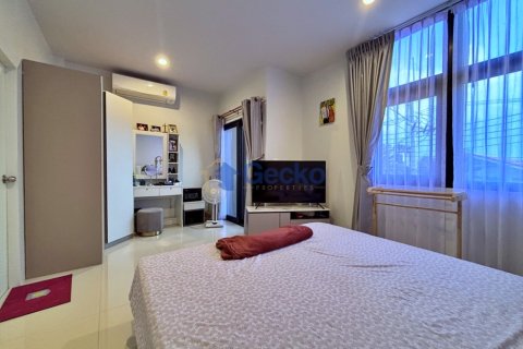 House in Pattaya, Thailand 3 bedrooms № 195920 - photo 19