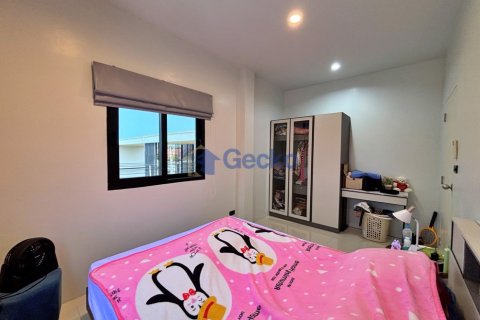 House in Pattaya, Thailand 3 bedrooms № 195920 - photo 22