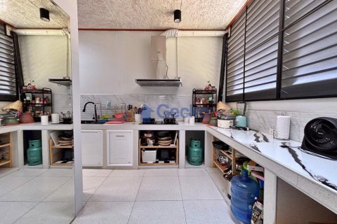 House in Pattaya, Thailand 3 bedrooms № 195920 - photo 13