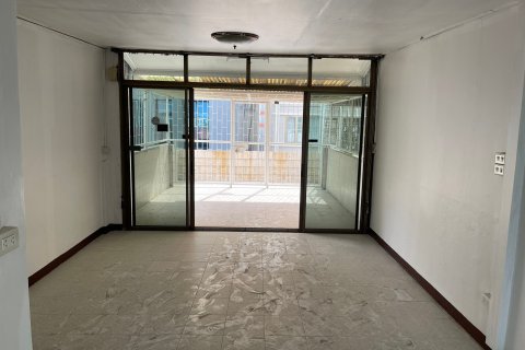 Duplex à Chatuchak, Bangkok, Thaïlande 2 chambres № 170929 - photo 8