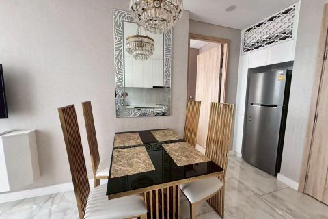 Квартира в Паттайе, Таиланд с 2 комнатами  № 183038