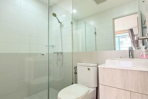 Condo à Bang Rak, Bangkok, Thaïlande, 2 chambres  № 137110 - photo 12