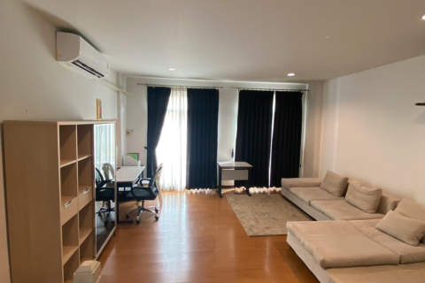 Townhouse in Lat Phrao, Bangkok, Thailand 3 bedrooms № 167434 - photo 7