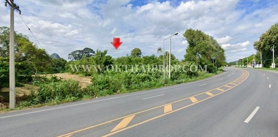Land in Lopburi, Thailand 8000 sq.m. № 167432