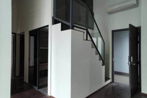 Кондоминиум с 3 спальнями в Ваттхане, Бангкок, Таиланд № 139510 - фото 15