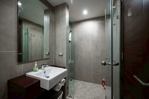 Кондоминиум с 3 спальнями в Ваттхане, Бангкок, Таиланд № 139510 - фото 13