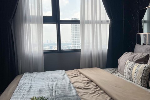 Studio dans le Condo à Watthana, Bangkok, Thaïlande  № 147479 - photo 9