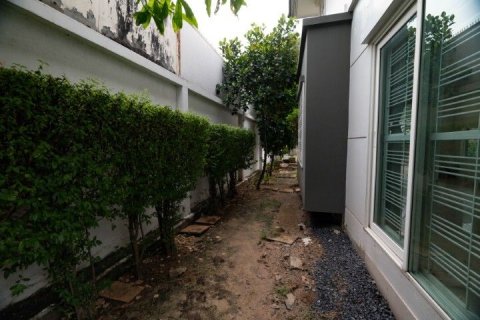 House in Bang Yai, Thailand 3 bedrooms № 147482 - photo 29
