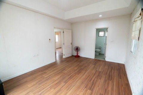 House in Bang Yai, Thailand 3 bedrooms № 147482 - photo 11