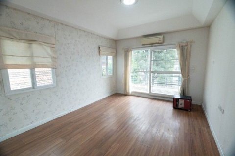 House in Bang Yai, Thailand 3 bedrooms № 147482 - photo 10