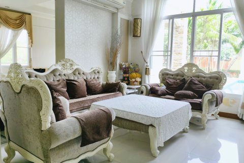 Villa à San Sai, Thaïlande 6 chambres № 147484 - photo 20