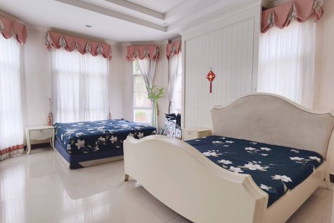 Villa à San Sai, Thaïlande 6 chambres № 147484 - photo 12