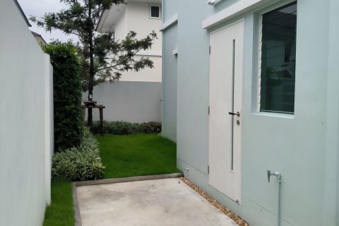 Maison à Bang Kaeo, Thaïlande 3 chambres № 140229 - photo 10