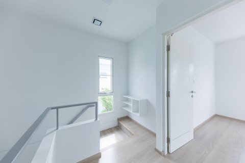 Maison à Bang Kaeo, Thaïlande 3 chambres № 140229 - photo 5